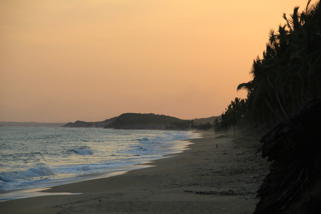 Komenda beach